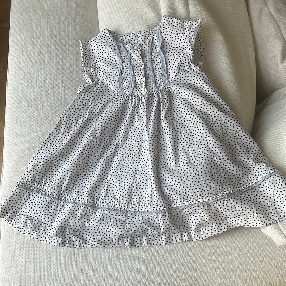Pippa & Julie 24M dress.